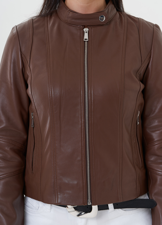 Женская кожаная куртка 