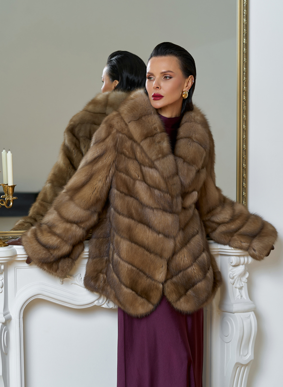 Женская шуба из куницы с воротником шаль Женская шуба из куницы с воротником шаль