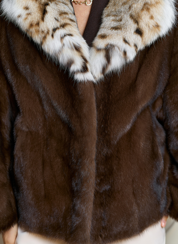 Куртка из меха норки с английским воротником из меха рыси Куртка из меха норки с английским воротником из меха рыси