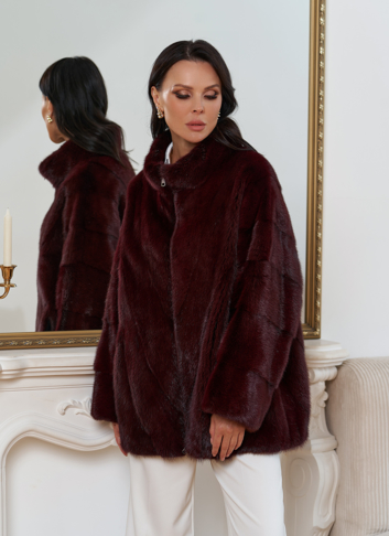 Куртка из меха норки с воротником стойкой