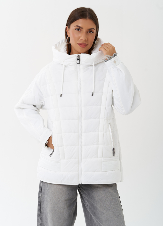 Светлая куртка с капюшоном модель № 28281 в рассрочку