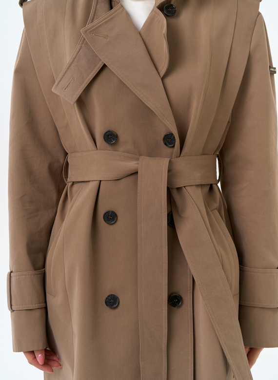 Женский длинный плащ с поясом