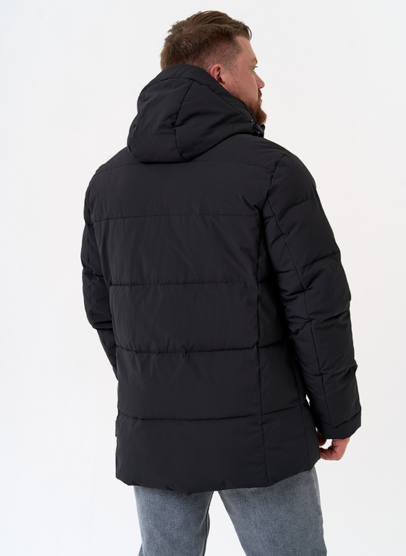 Мужской пуховик черного цвета с капюшоном Мужской пуховик черного цвета с капюшоном
