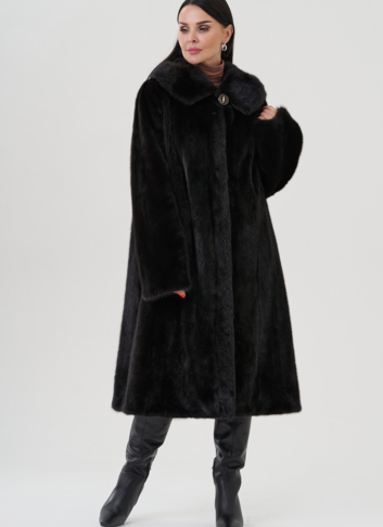 Шуба из норки в цвете махагон