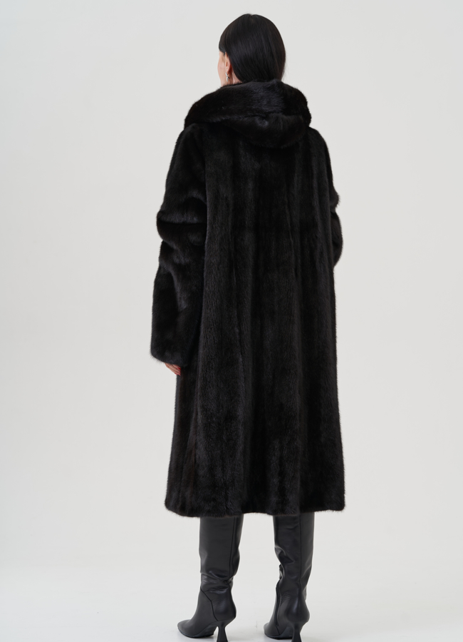 фото Шуба из норки в цвете махагон модель № 26126