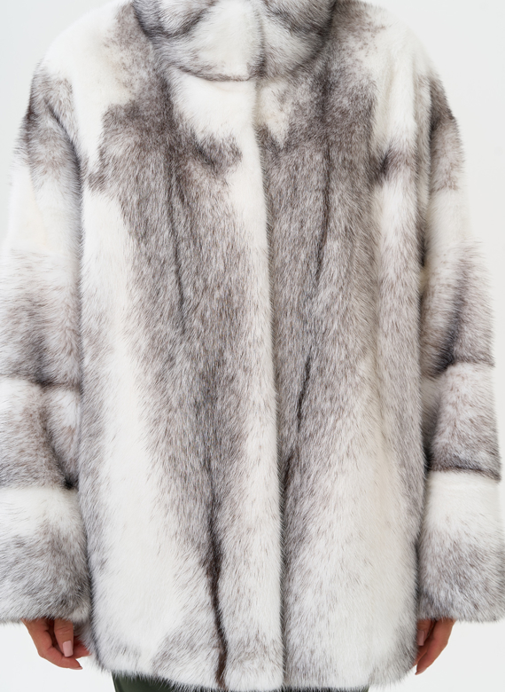 Коротка шуба из норки крестовки