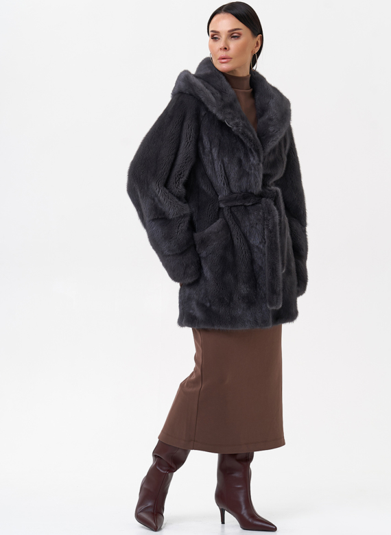 Короткая норковая шуба с капюшоном