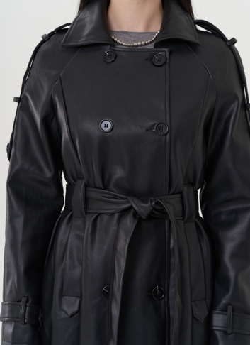 Тренч черного цвета из эко кожи