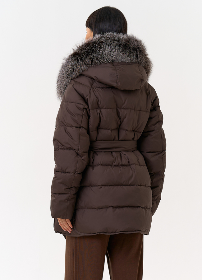 фото Женский пуховик с капюшоном из меха чернобурки модель № 31516