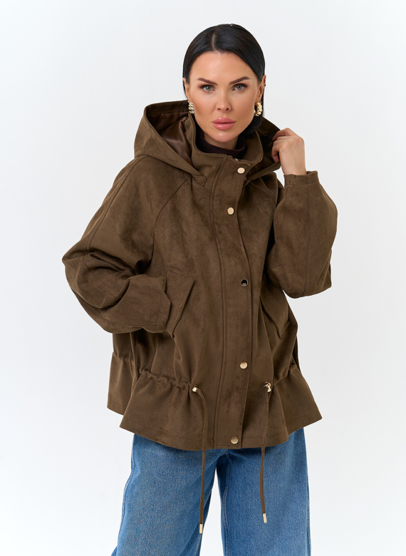 Женская утепленная куртка из эко замши с капюшоном