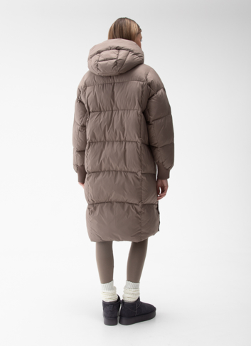 Женский пуховик с капюшоном 