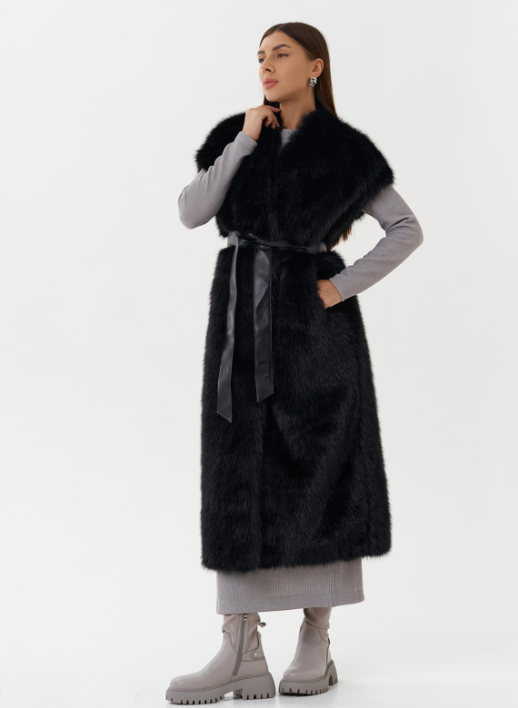 Длинный жилет из эко меха