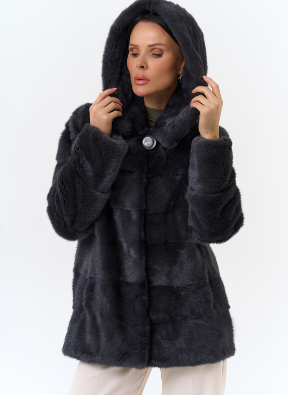 Куртка из меха норки с капюшоном