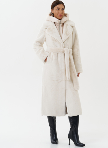 Женское пальто из эко меха с капюшоном