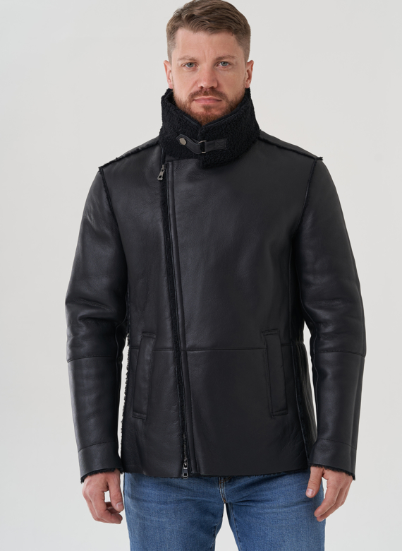 Дубленка мужская черного цвета 