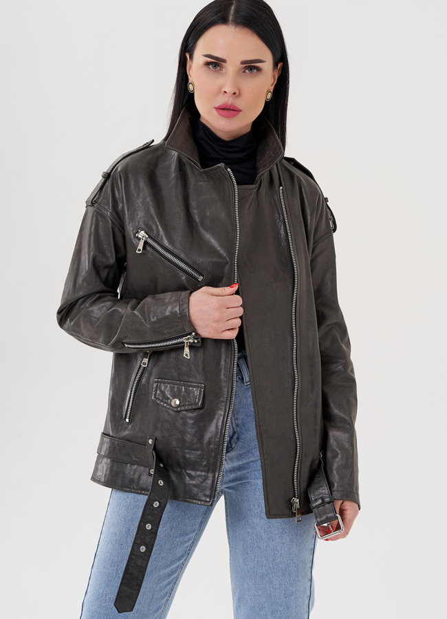 Длинная косуха из натуральной кожи серого цвета модель № 24362 универмаг малина