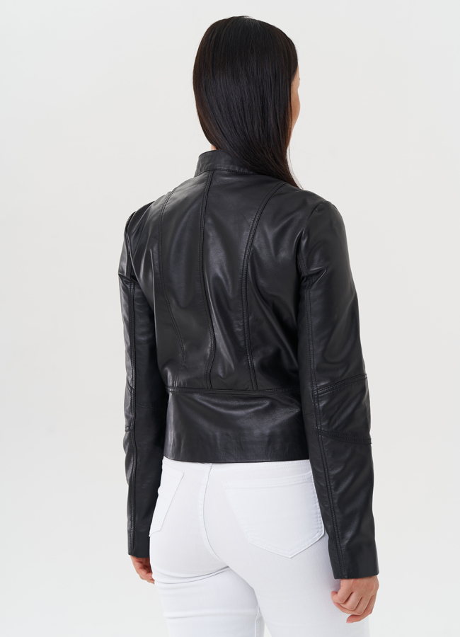 Женская куртка 