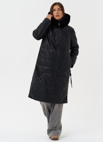 Стеганое пальто из эко кожи