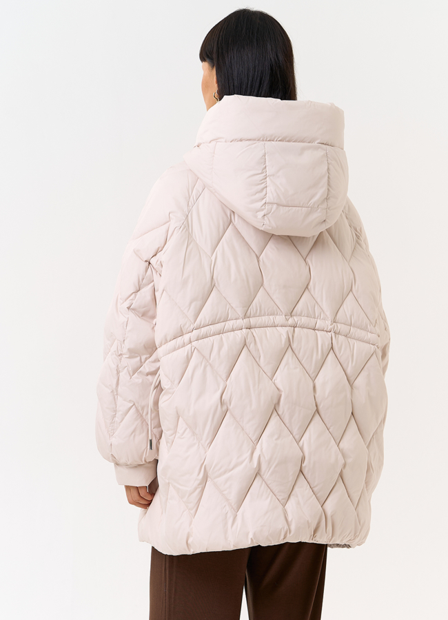 фото Женский светлый пуховик с капюшоном модель № 31520