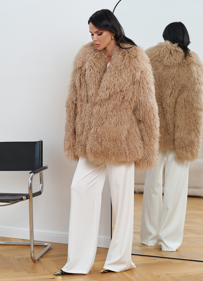 Женская шуба из меха ламы модель № 30631 универмаг малина