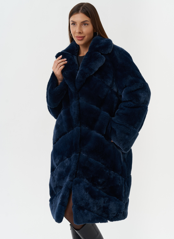 Шуба из меха кролика с английским воротником