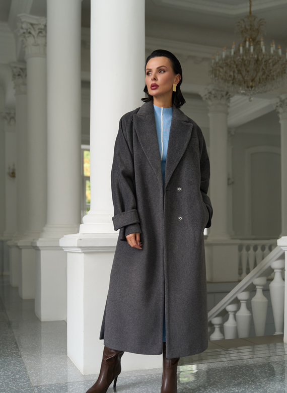 Женское пальто с поясом