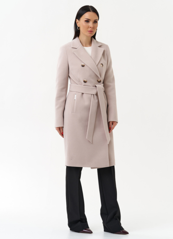 Женское двубортное пальто с поясом
