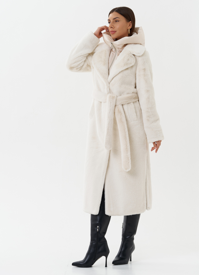 фото Женское пальто из эко меха с капюшоном модель № 28642