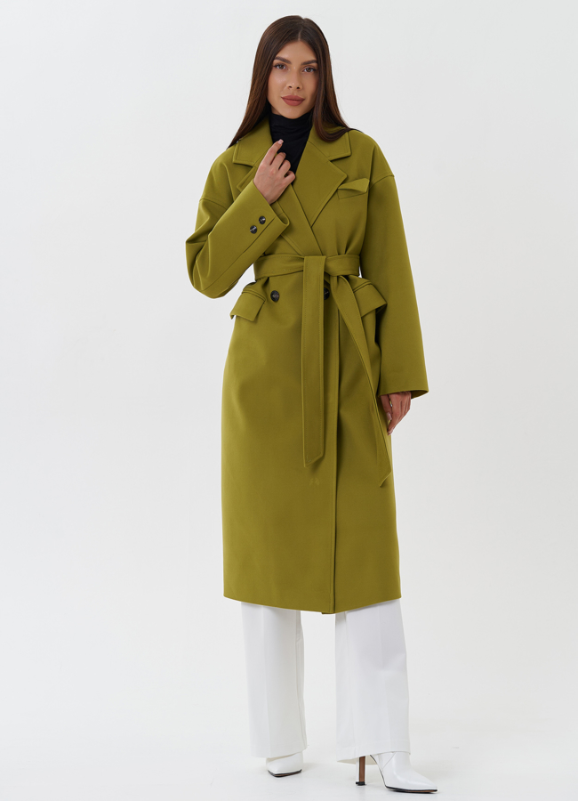 Пальто зеленого цвета с английским воротником модель № 27676 в кредит