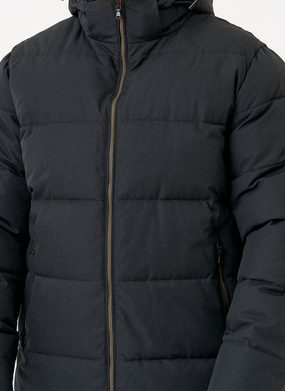 Мужской пуховик с капюшоном  Мужской пуховик с капюшоном