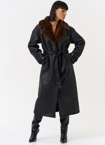 Женская дубленка из эко замши с английским воротником Женская дубленка из эко замши с английским воротником