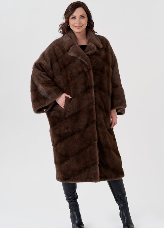 Шуба оверсайз с английским воротником модель № 23973 универмаг малина