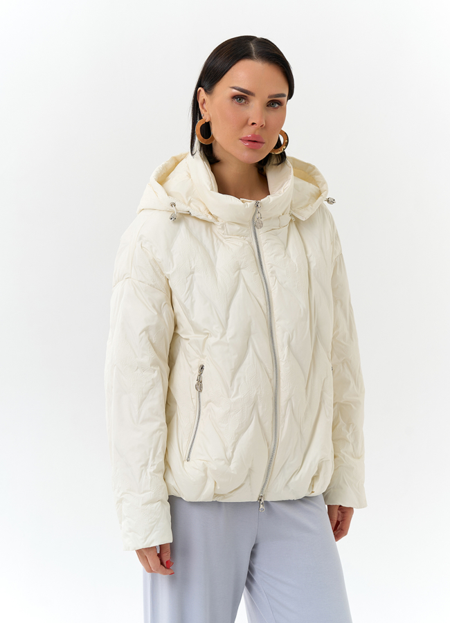 Женская куртка с капюшоном  модель № 32671 универмаг малина