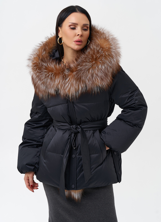 Женский пуховик с отделкой из меха лисы модель № 28521 универмаг малина