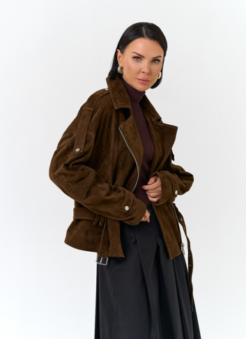 Женская куртка из натуральной замши с поясом