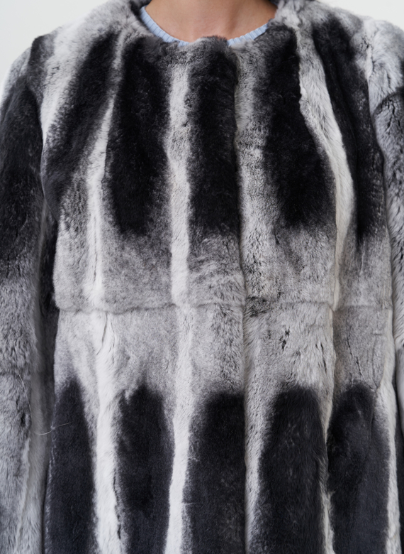 Женская шуба из меха кролика