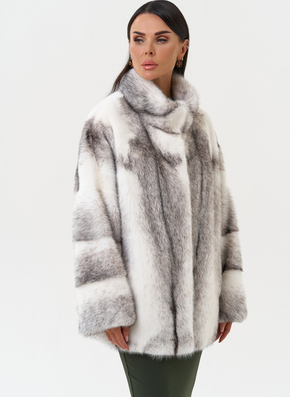 Коротка шуба из норки крестовки