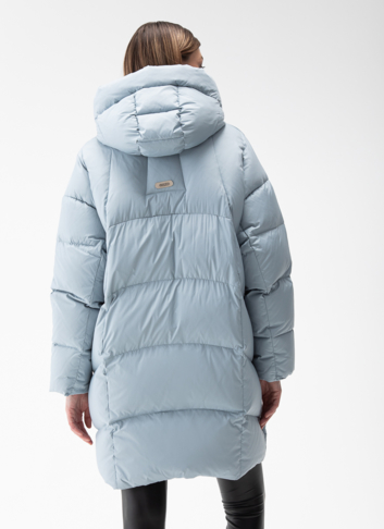 Женский пуховик с капюшоном 