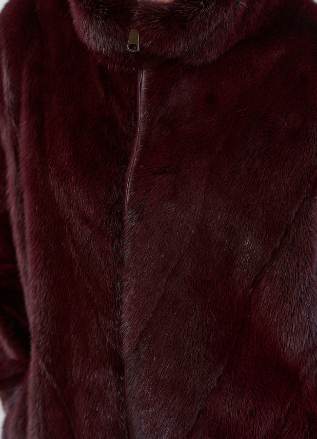 Куртка из меха норки с воротником стойкой модель № 30687 универмаг малина