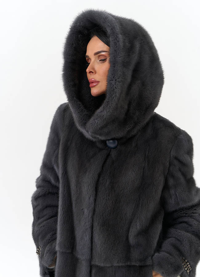 Женская шуба из меха норки с капюшоном модель № 32108 универмаг малина