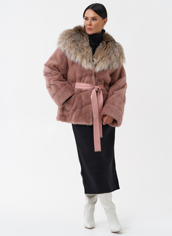 Короткая шуба из норки с капюшоном из рыси