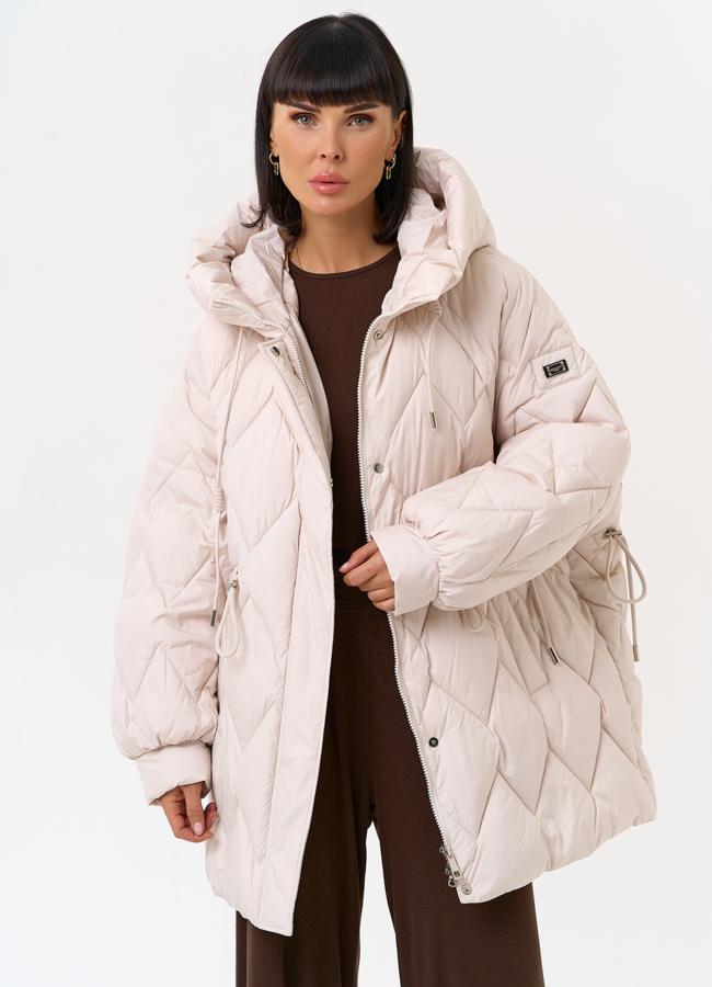 Женский светлый пуховик с капюшоном модель № 31520 меха малина