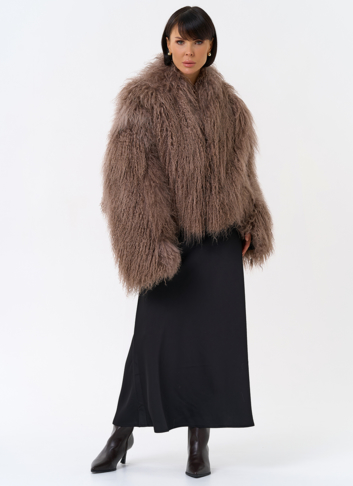 Короткая шуба из ламы