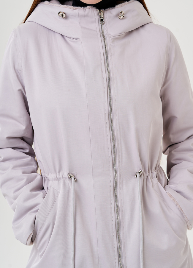 Двухстороннее пальто из эко меха с капюшоном модель № 25354 универмаг малина