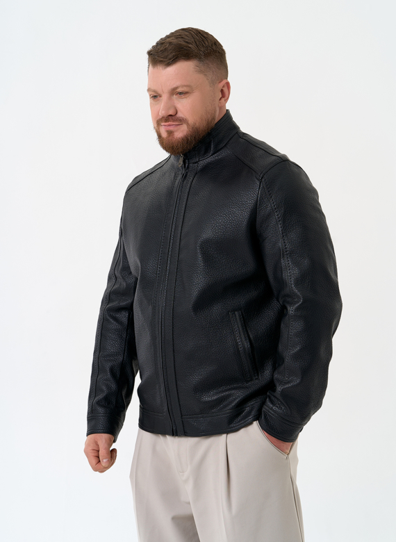 Мужская куртка из эко кожи черного цвета