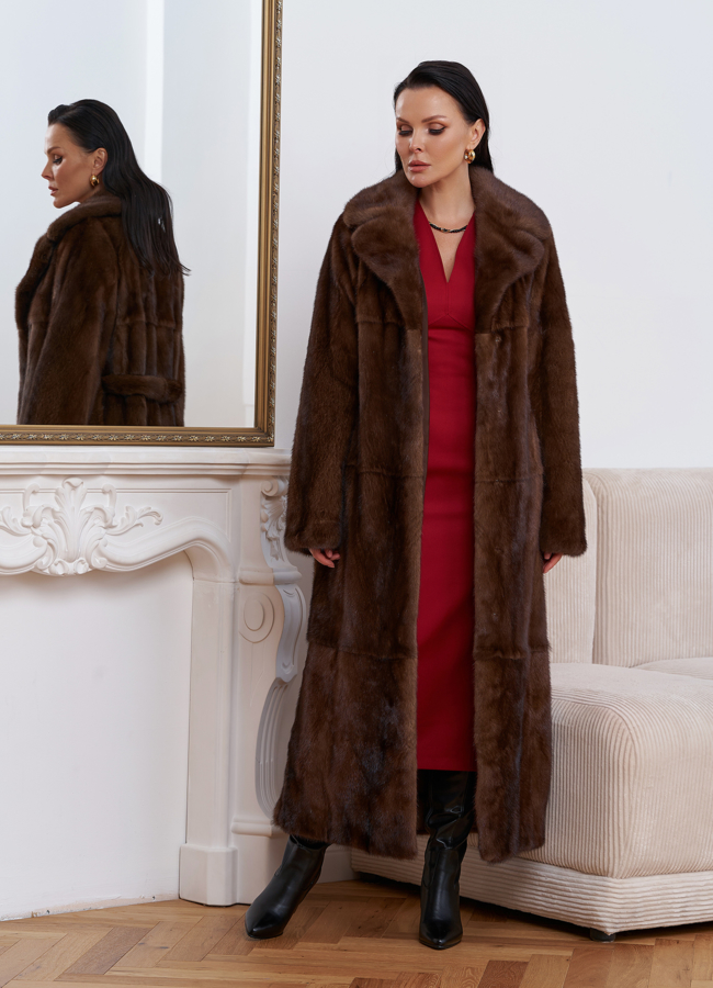 Длинная шуба из меха скандинавской норки модель № 27597 универмаг малина
