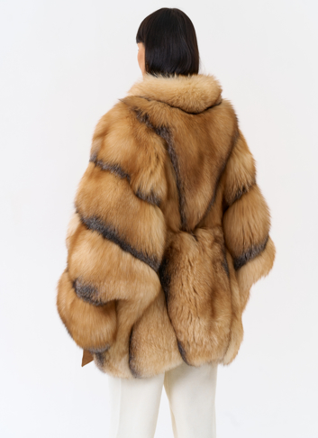 Шуба из лисы свободного кроя