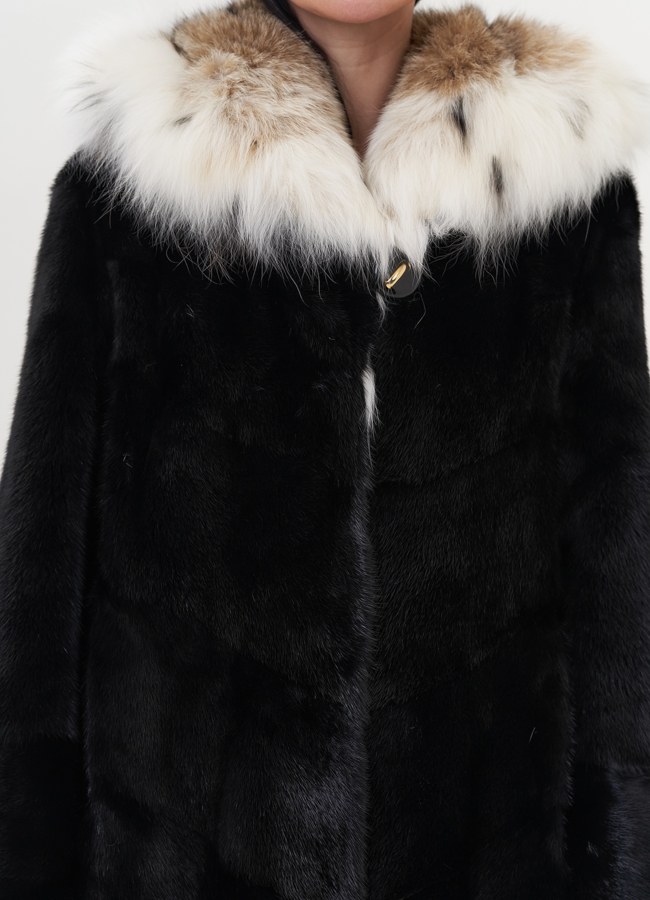 Норковая шуба черного цвета с рысью модель № 25004 в кредит