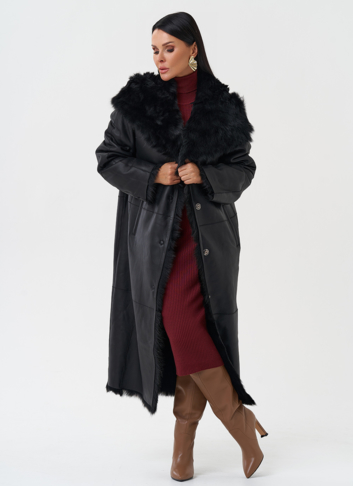 Дубленка с отделкой из тосканы